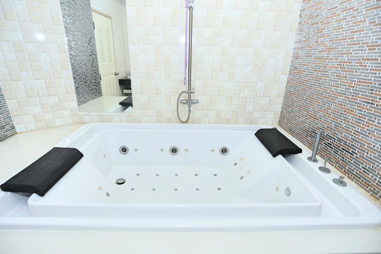Lucky Sun Patong Hotel Екстериор снимка